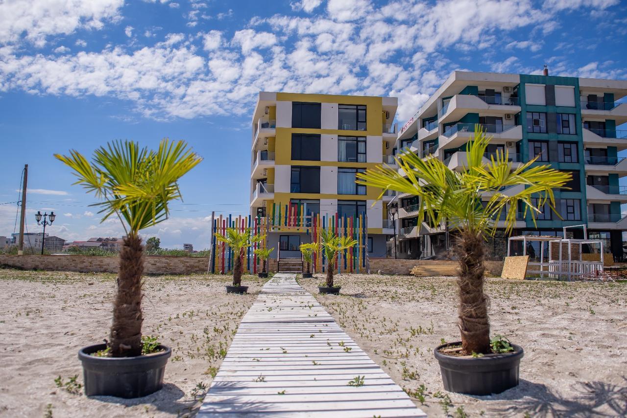 Constantinos Apartment Mamaia Nord Năvodari Exterior foto